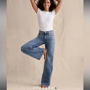 Banana republic icon wide leg light wash jeans